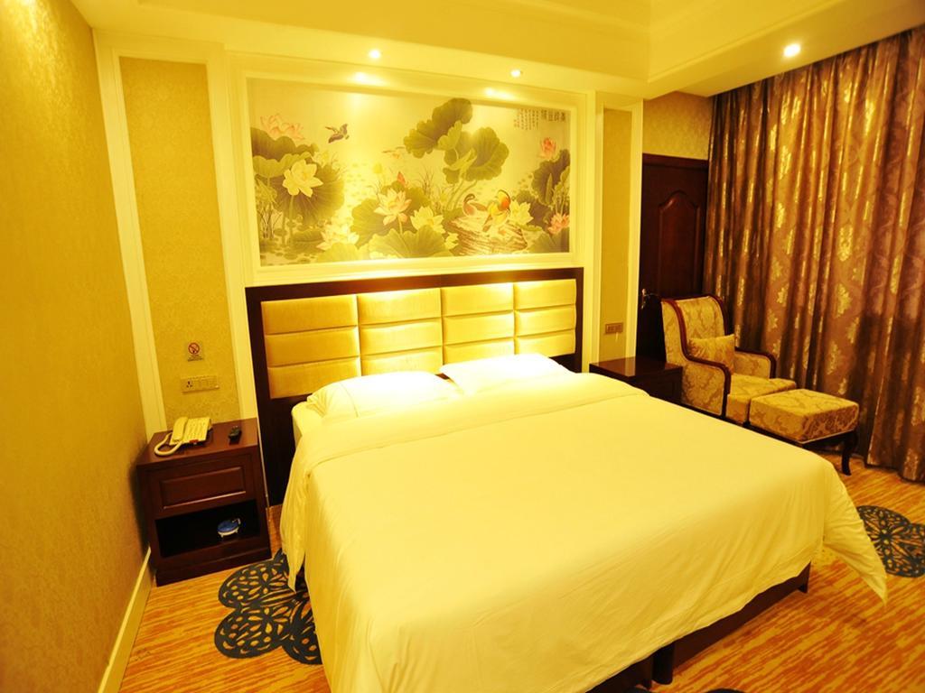 New West Street Hotel - Grand Wing Yangshuo Chambre photo