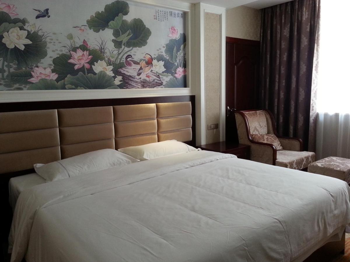 New West Street Hotel - Grand Wing Yangshuo Chambre photo