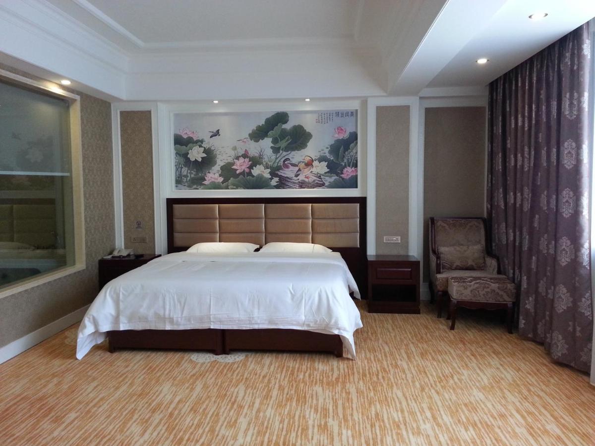 New West Street Hotel - Grand Wing Yangshuo Chambre photo