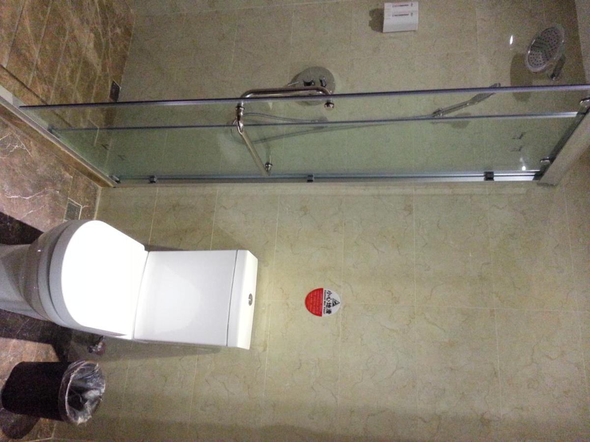 New West Street Hotel - Grand Wing Yangshuo Chambre photo